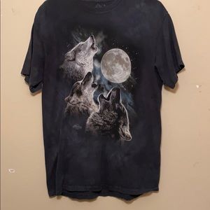 Wolf Tee